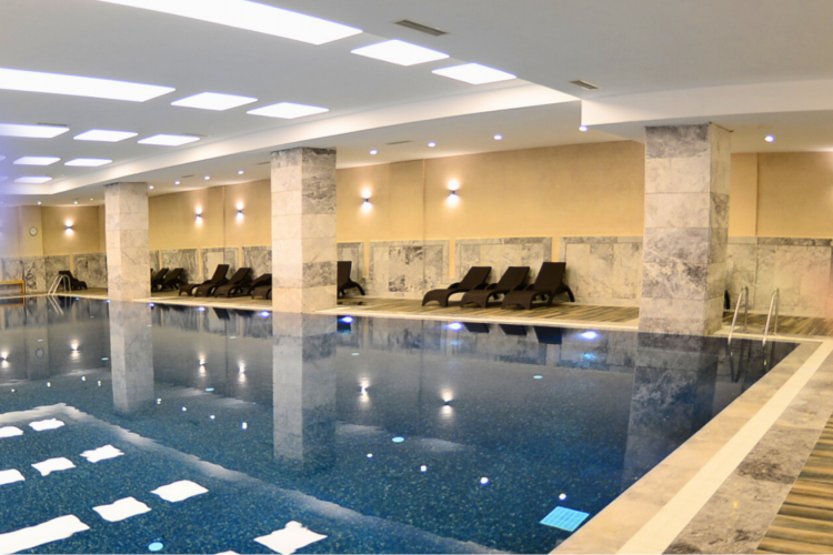 avrasya hamam yüzme havuzu